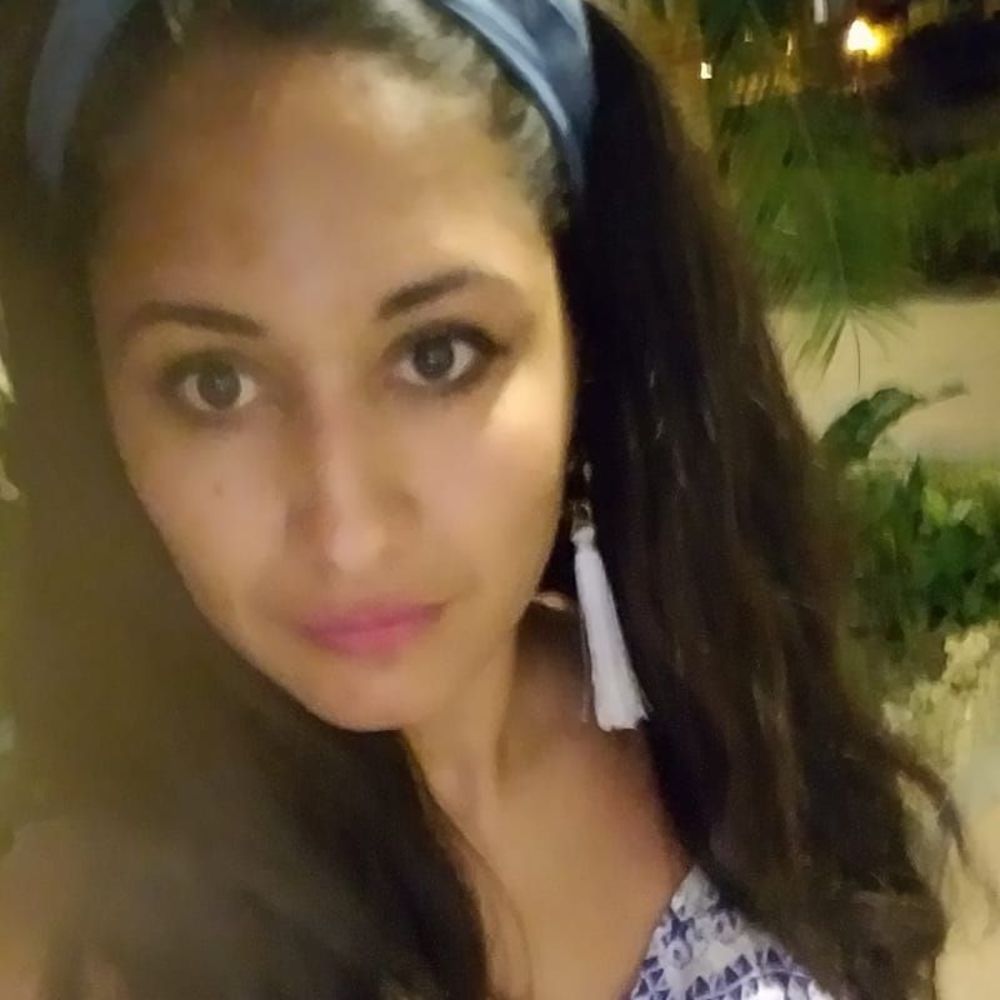 Meet your Posher, Jazmin